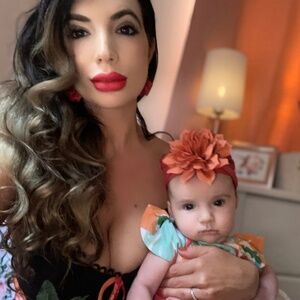 Meet your Posher, Anne